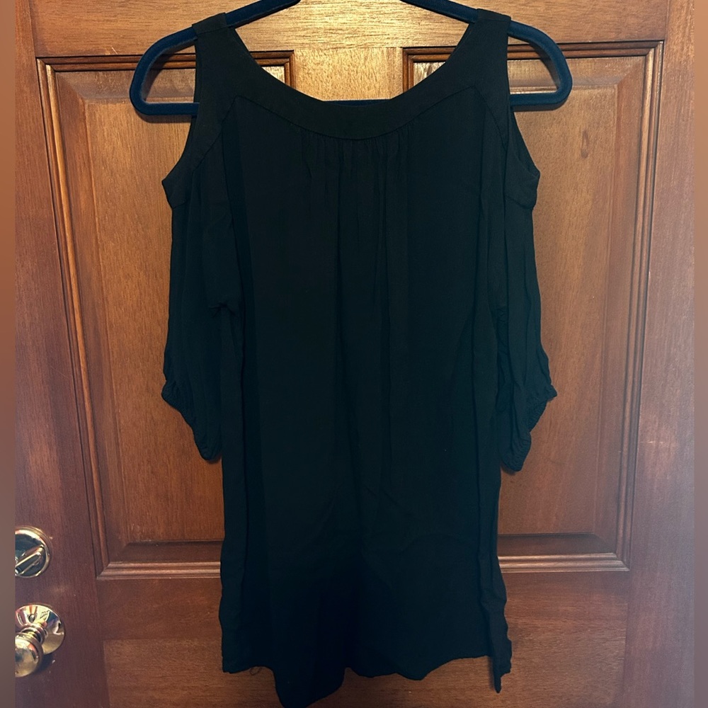 Picky Girl medium black off the shoulder top